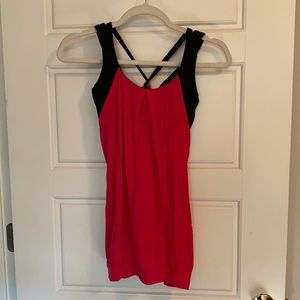 Lululemon workout top